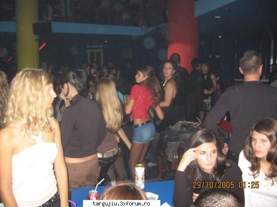 Friday night fever( ) - atomic_man - Societate