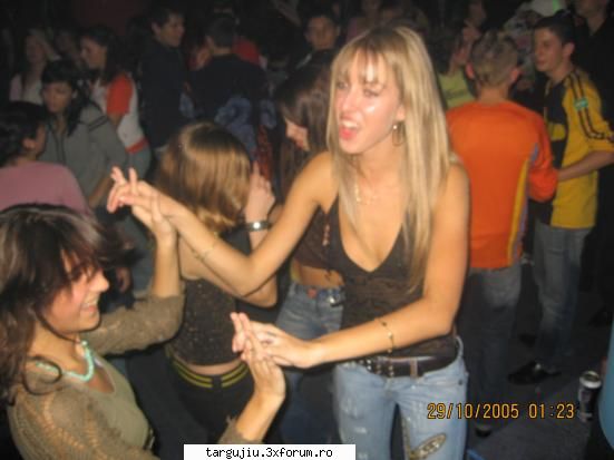 Friday night fever( ) - atomic_man - Societate