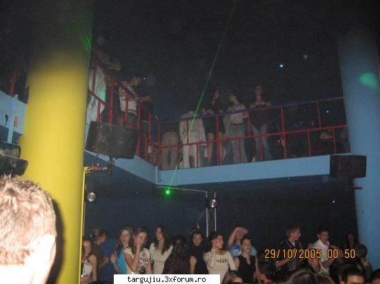 Friday night fever( ) - artzyy - Societate