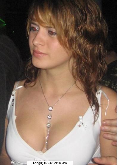 Friday night fever( ) - sa-mi spuna si mie cineva cum o cheama pe tipa - Societate