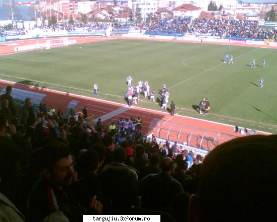 Poze de la Targu-jiu!!1 - Stadionul Municipal - What's new in town
