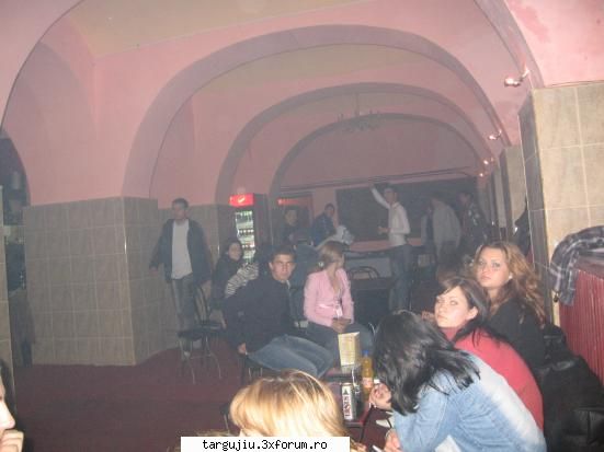 Un club nou in oras( ) - atomic_man - What's new in town
