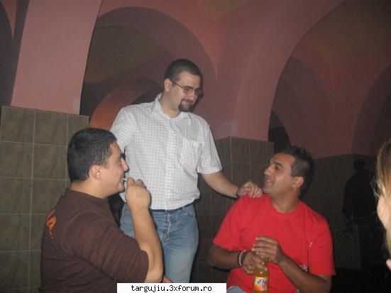 Un club nou in oras( ) - Vrem sa fim obiectivi si sa spunem ca ne-au - What's new in town