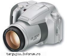 vand olympus is-500, pe film, zoom motorizat 28-120mm de 4x optic, dual blitz, si geanta. perfecta